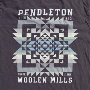 Pendleton Woolen Mills Mens XL Graphic T-Shirt Gray Southwestern Geometric